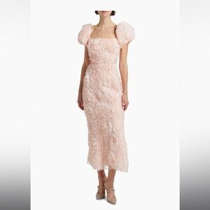 Elliatt Rosella Floral Cluster Midi-Dress Small